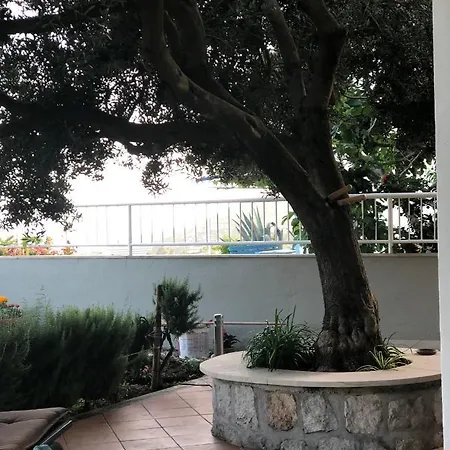 Pensión Sobe Dragulji *